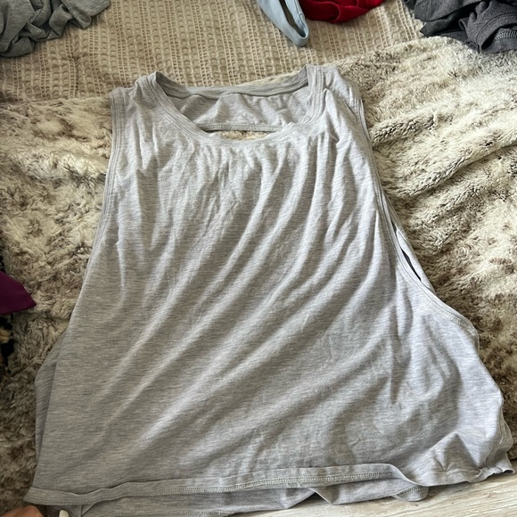 Crop top - Picture 2 of 2